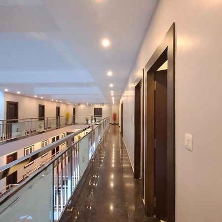 Capital Square Apart otel Erattupetta Dış mekan fotoğraf