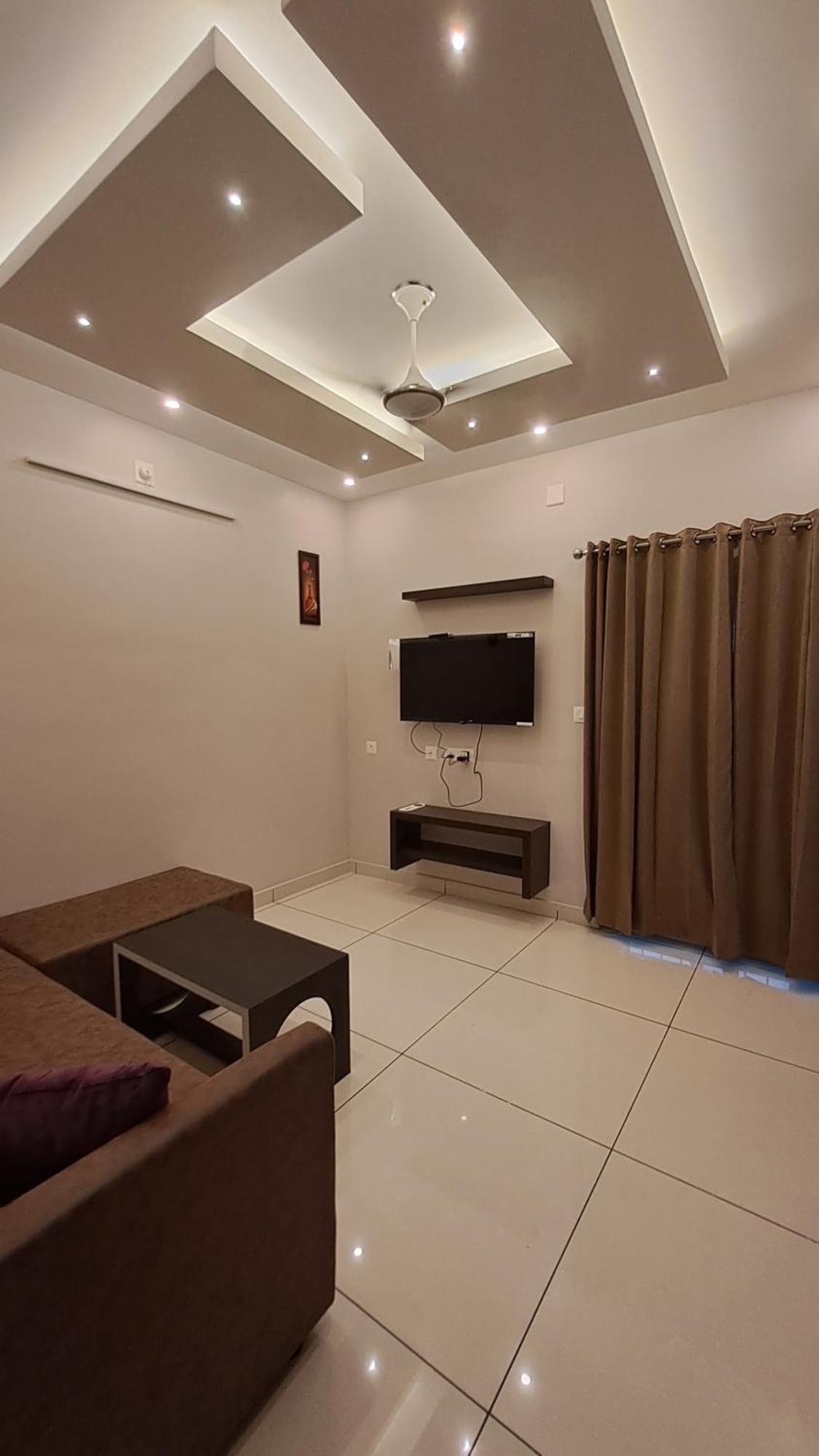 Capital Square Apart otel Erattupetta Dış mekan fotoğraf
